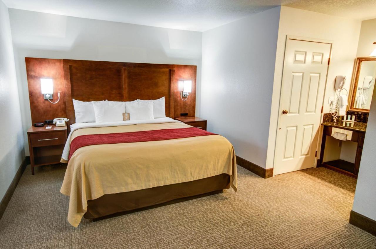 Comfort Inn Redding Near I-5 Phòng bức ảnh