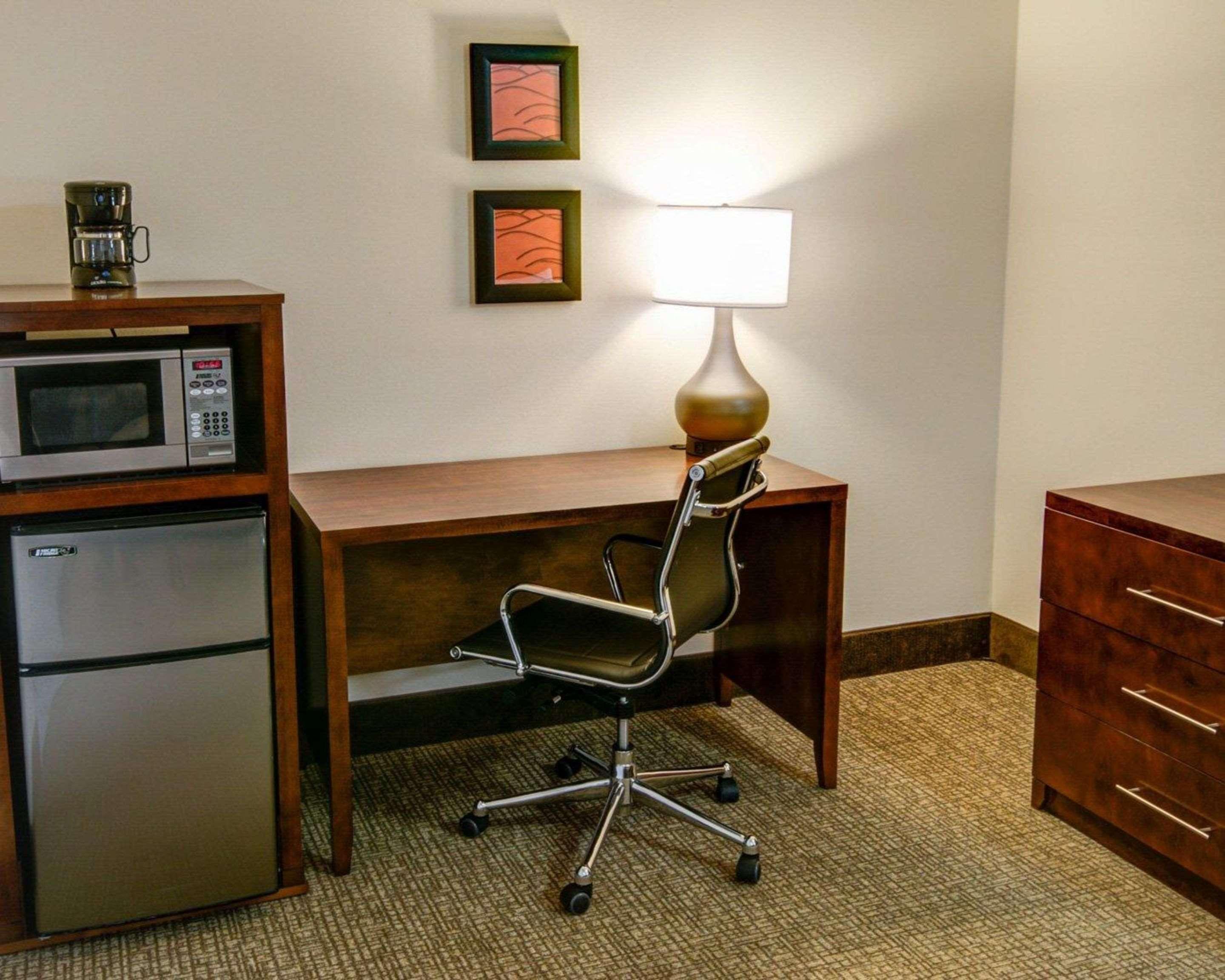 Comfort Inn Redding Near I-5 Ngoại thất bức ảnh