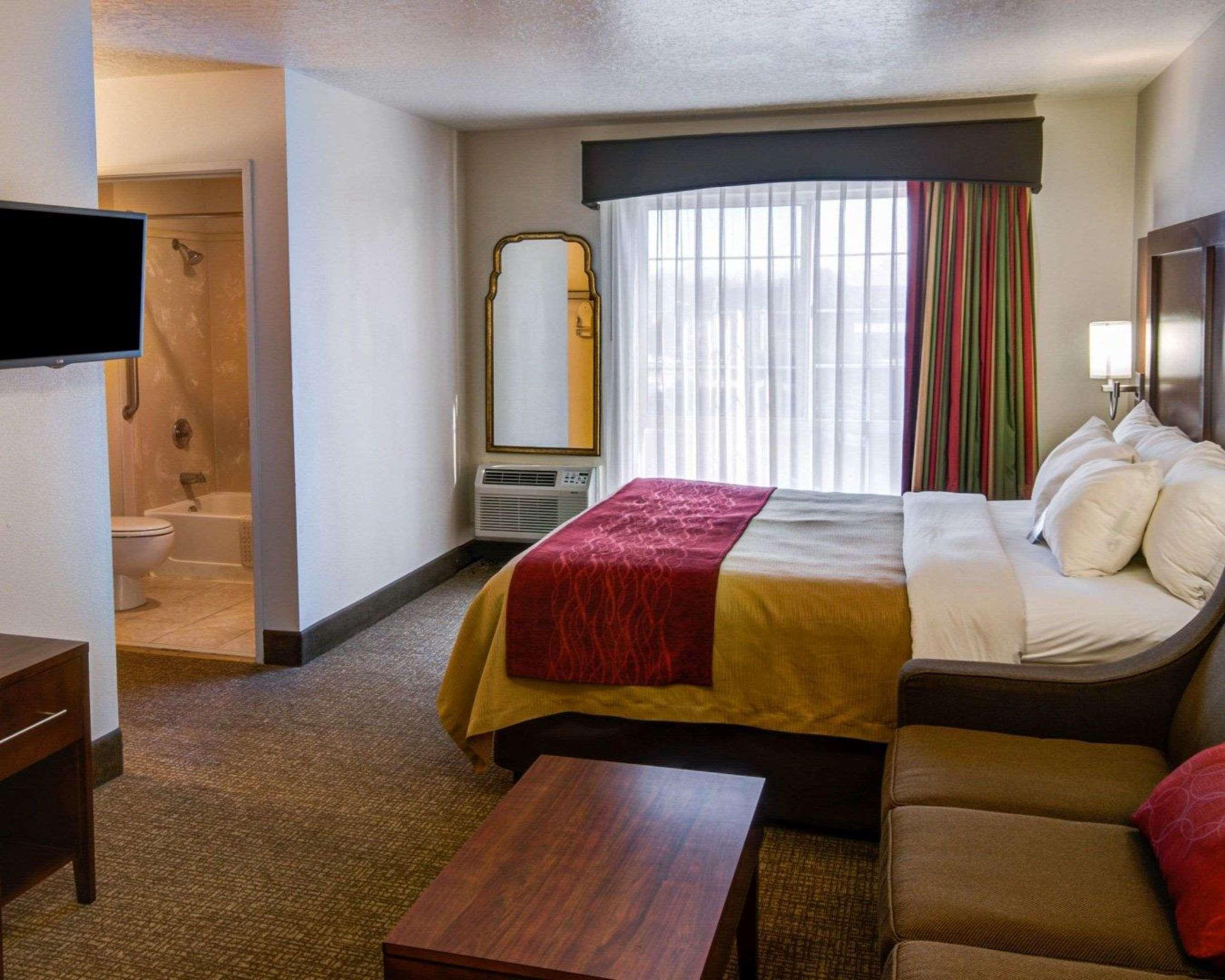 Comfort Inn Redding Near I-5 Ngoại thất bức ảnh