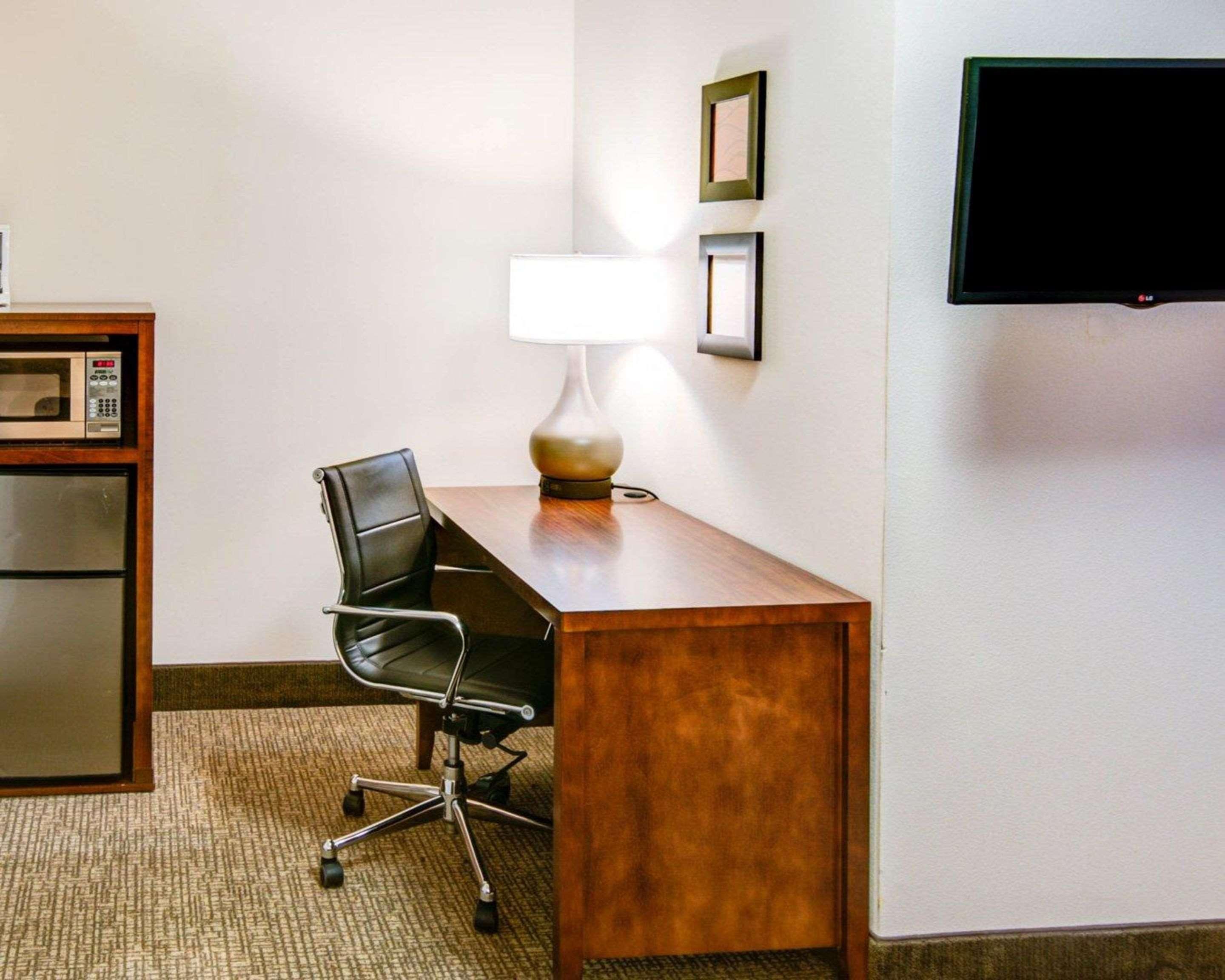 Comfort Inn Redding Near I-5 Ngoại thất bức ảnh