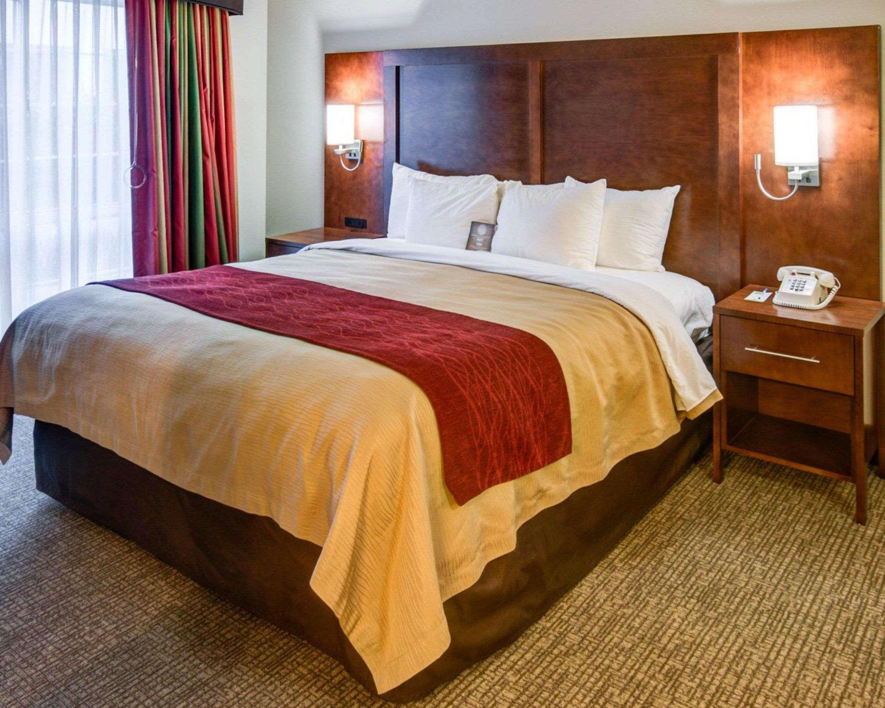 Comfort Inn Redding Near I-5 Ngoại thất bức ảnh