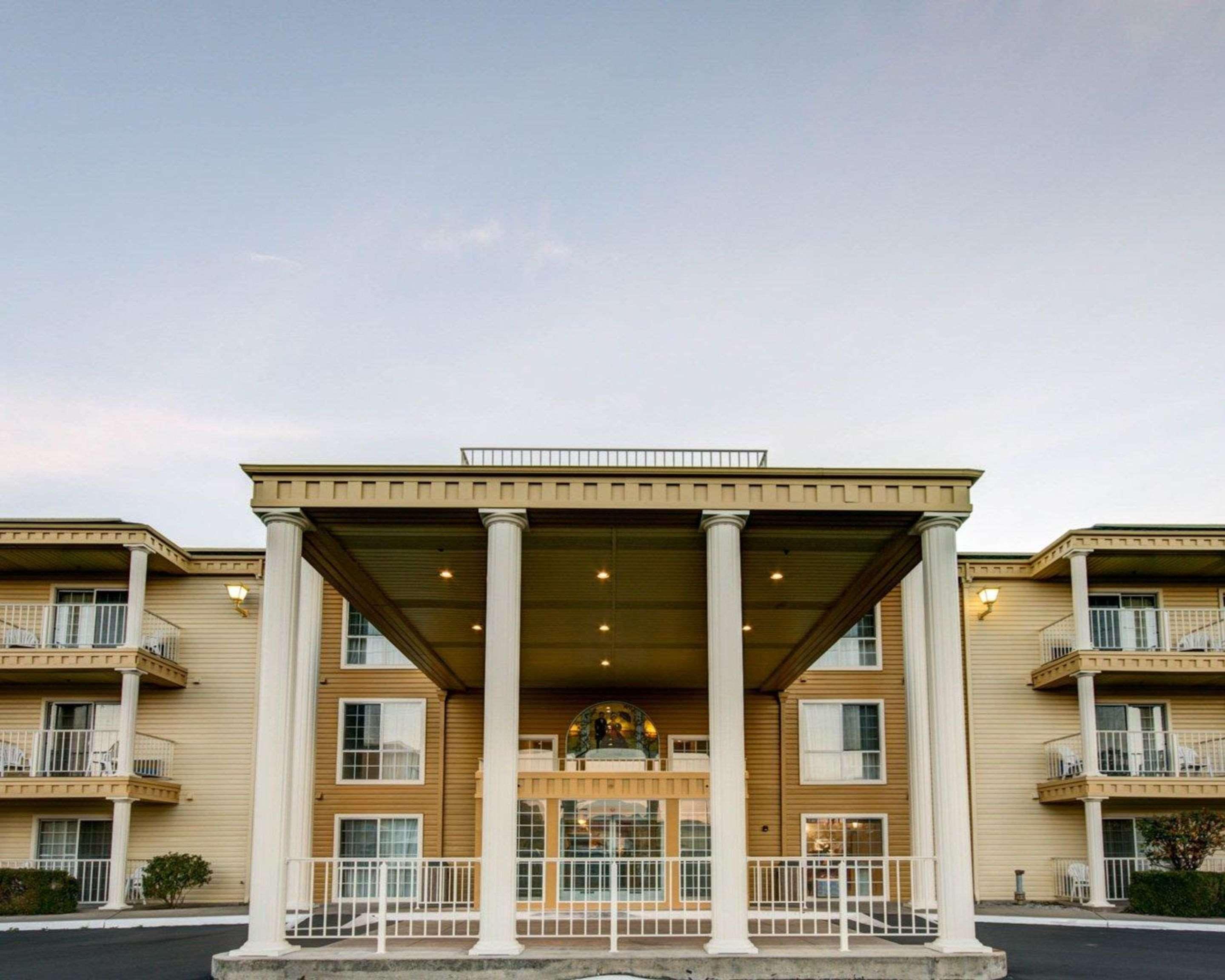 Comfort Inn Redding Near I-5 Ngoại thất bức ảnh