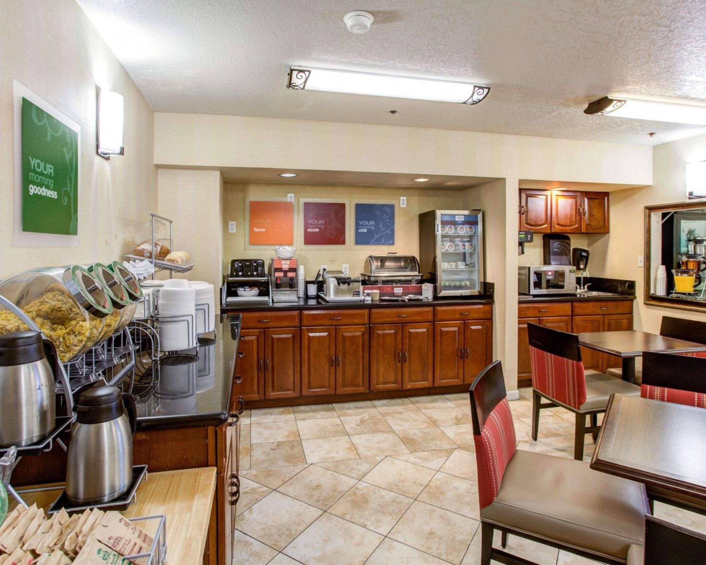 Comfort Inn Redding Near I-5 Ngoại thất bức ảnh