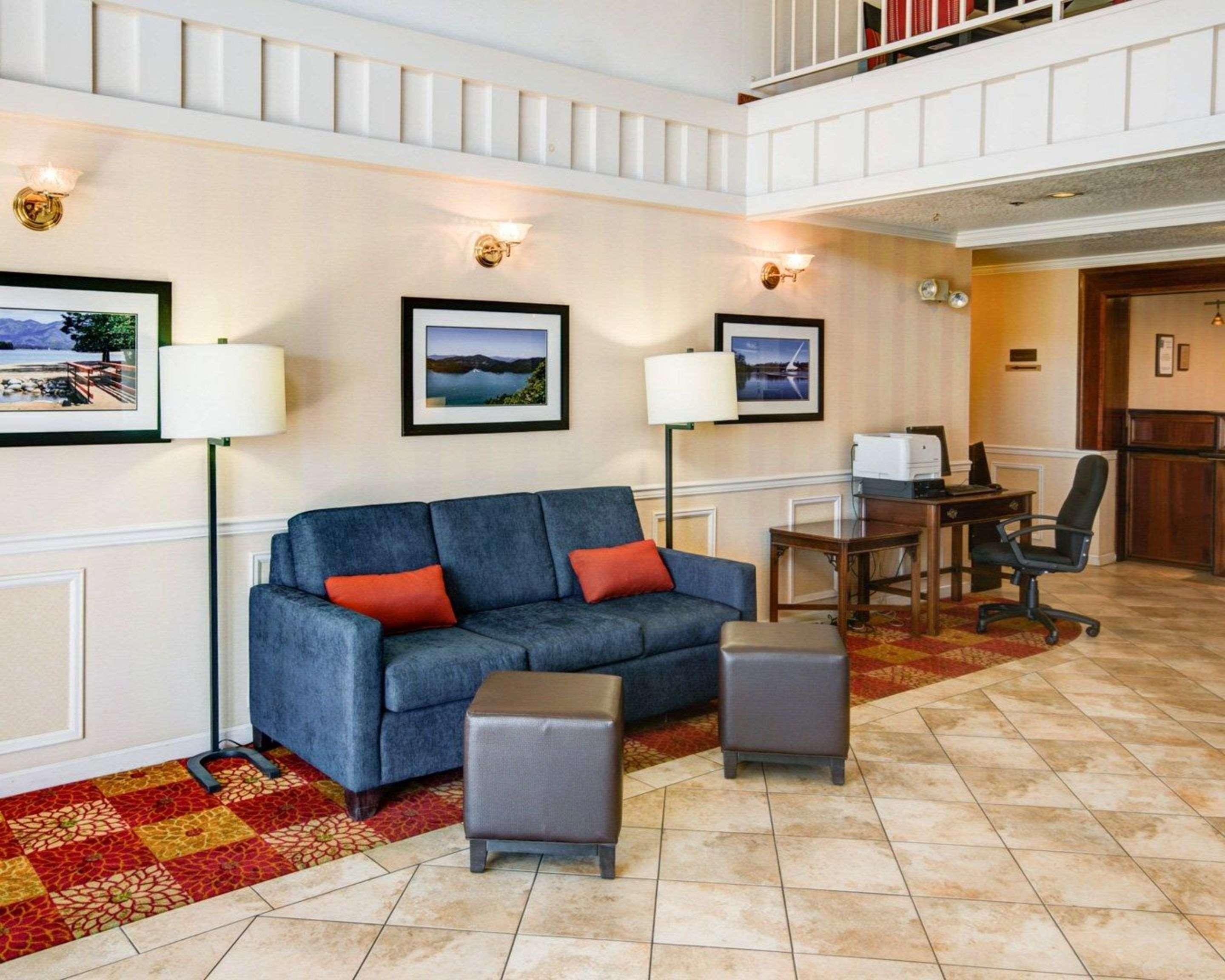 Comfort Inn Redding Near I-5 Ngoại thất bức ảnh