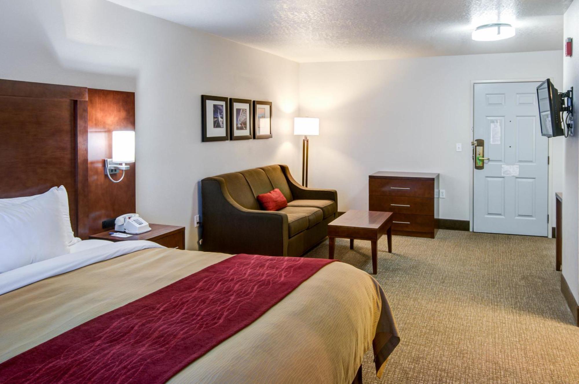 Comfort Inn Redding Near I-5 Ngoại thất bức ảnh